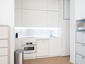 Fridge, microwave, oven, dishwasher