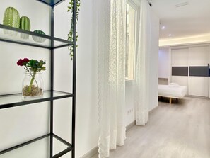 3 bedrooms, iron/ironing board, internet - Puerta del Sol Center II – In the Heart of Madrid (Madrid)