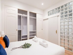 1 bedroom, iron/ironing board, Internet, bed sheets