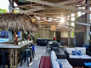 تناول الطعام بالخارج