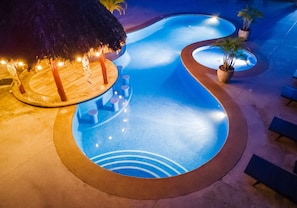 Outdoor pool - Rancho Haas (Tempate)