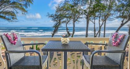 Serenity | Islander on the Beach Oceanfront Studio with AC