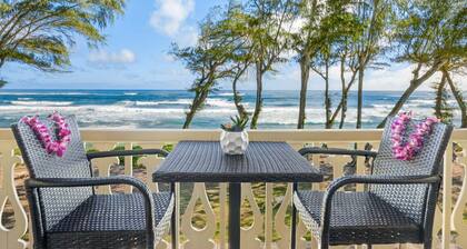Serenity | Islander on the Beach Oceanfront Studio with AC