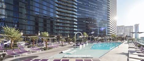 Outdoor pool, a heated pool