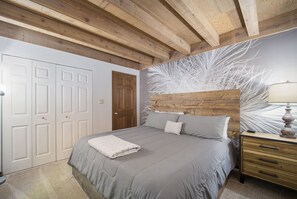 2 quartos, ferros/tábuas de passar roupa, Wi-Fi de cortesia