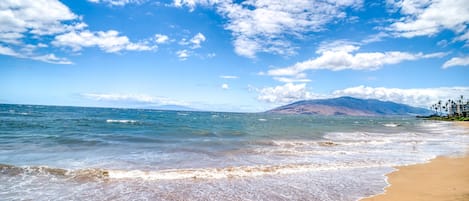 Una playa cerca