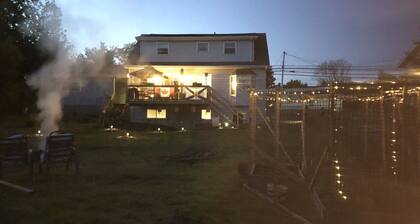 Quiet, fully equipped, dreamy beds!
Perfect for workers or long term guests!