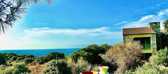 CASALENA house, with swimming pool and sea view, sleeps 8.