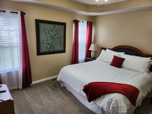 3 bedrooms, desk, iron/ironing board, free WiFi - Country Home in Oak Grove (Oak Grove)