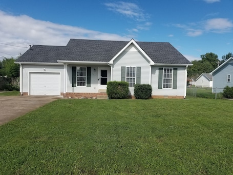 Exterior. Country Home in Oak Grove