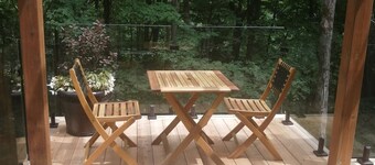 Loft Avec Terrasse , Pres de Bromont-déjeuner Continental Inclus