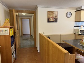 Ruokailu