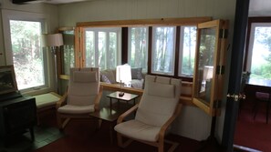 Interior - Waterfront Cottage on Scenic Sportsman Pond (Fitzwilliam)