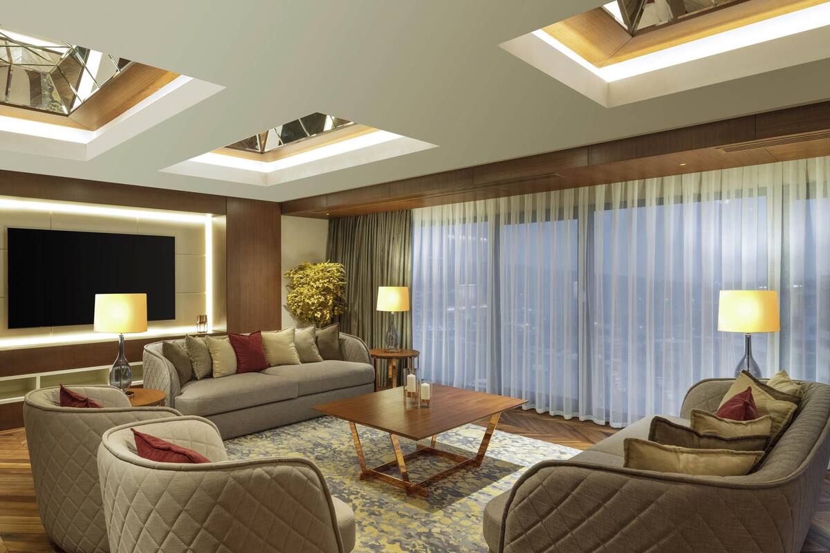 Suíte presidencial, 1 cama King | Escrivaninha, quartos à prova de som, Wi-Fi de cortesia, roupa de cama