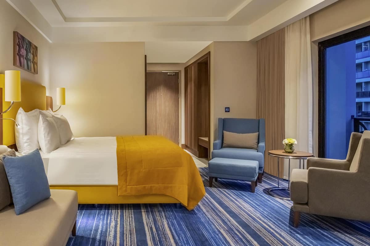 Deluxe Room | 1 bedroom, desk, soundproofing, free WiFi