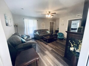 TV - The Cozy Corner (Mountain View)