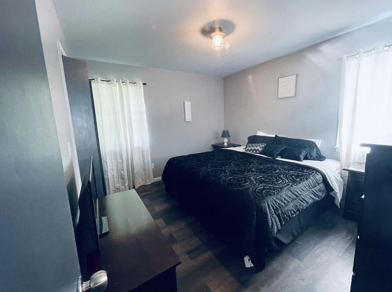 2 habitaciones, wifi gratis y ropa de cama 