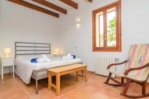 3 bedrooms, iron/ironing board, free WiFi, bed sheets - SARAN - Fantastic villa with private pool in a residential area near l'Arenal. Free WIFI. (Llucmajor)