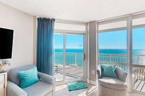 Televisio, DVD-soitin, videokirjasto