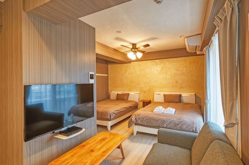 Superior Twin Room, Non Smoking | Desk, iron/ironing board, free WiFi, bed sheets