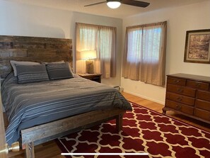 3 habitaciones, tabla de planchar con plancha y wifi gratis