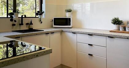 Kiama Palms on Collins