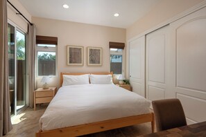 2 bedrooms, desk, iron/ironing board, travel crib - Capri Coastal Tuscan Getaway – Ideal for Extended Stays! (Encinitas)