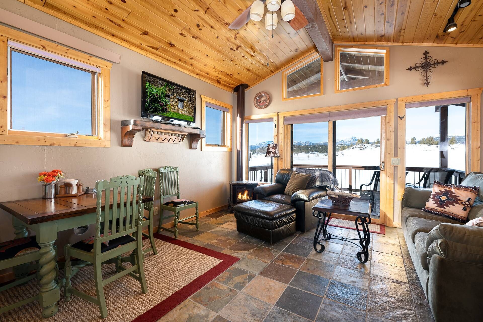 Téléviseur connecté, foyer