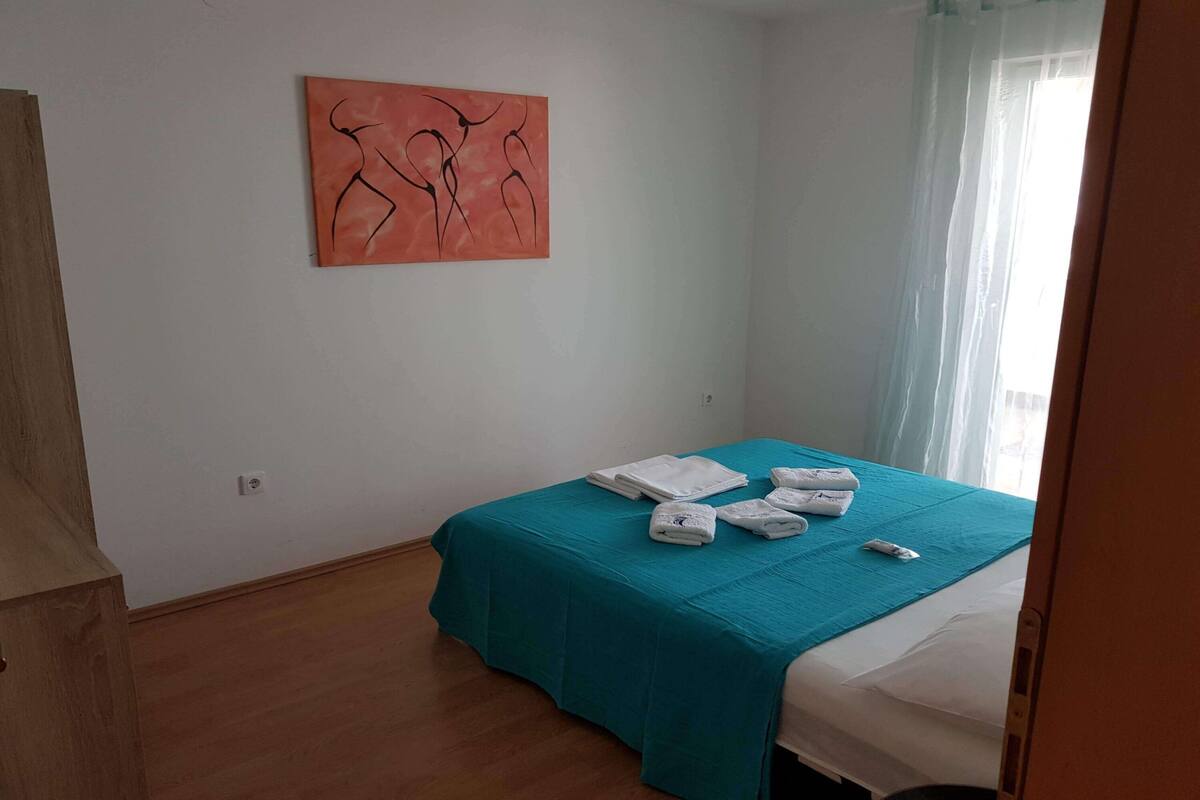 Chambre Quadruple | Bureau, Wi-Fi gratuit