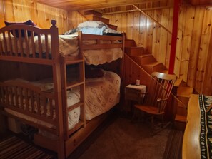 3 dormitorios, tabla de planchar con plancha, wifi y ropa de cama