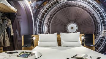 Literie de qualité supérieure, surmatelas, minibar