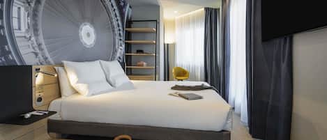 Chambre Supérieure, 1 lit double, balcon (Paris rooftops view)