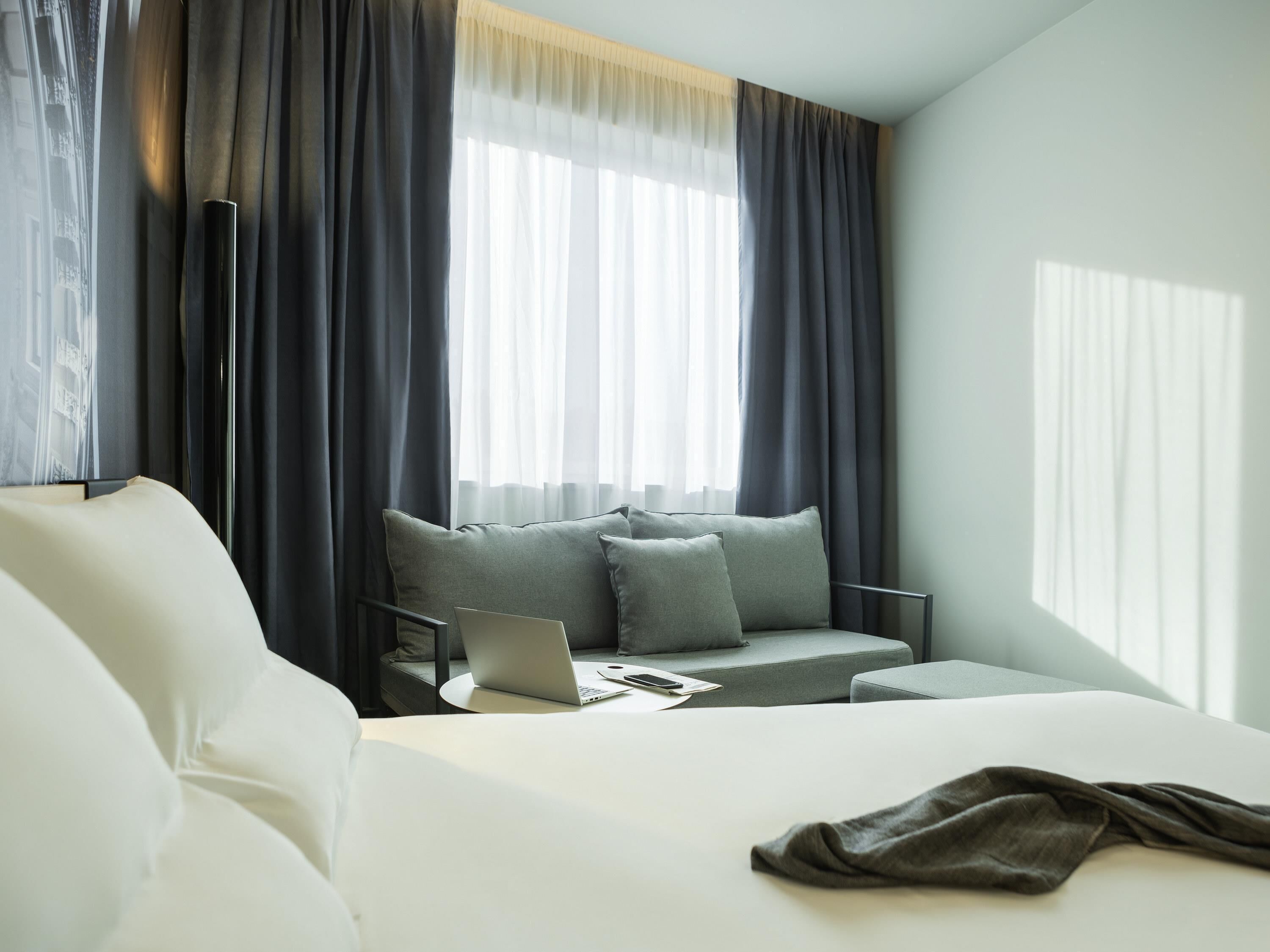Executive Room, 1 Double Bed with Sofa bed | Premium bedding, pillow-top beds, minibar, in-room safe