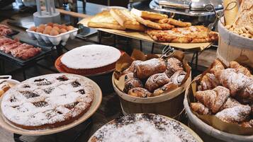 Daily buffet breakfast for a fee