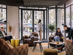 Bar (in der Unterkunft)