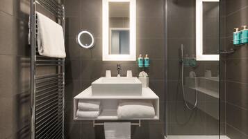 Premium bedding, pillow-top beds, minibar, in-room safe