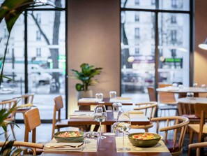 Frühstück, Mittagessen, Abendessen, französische Küche