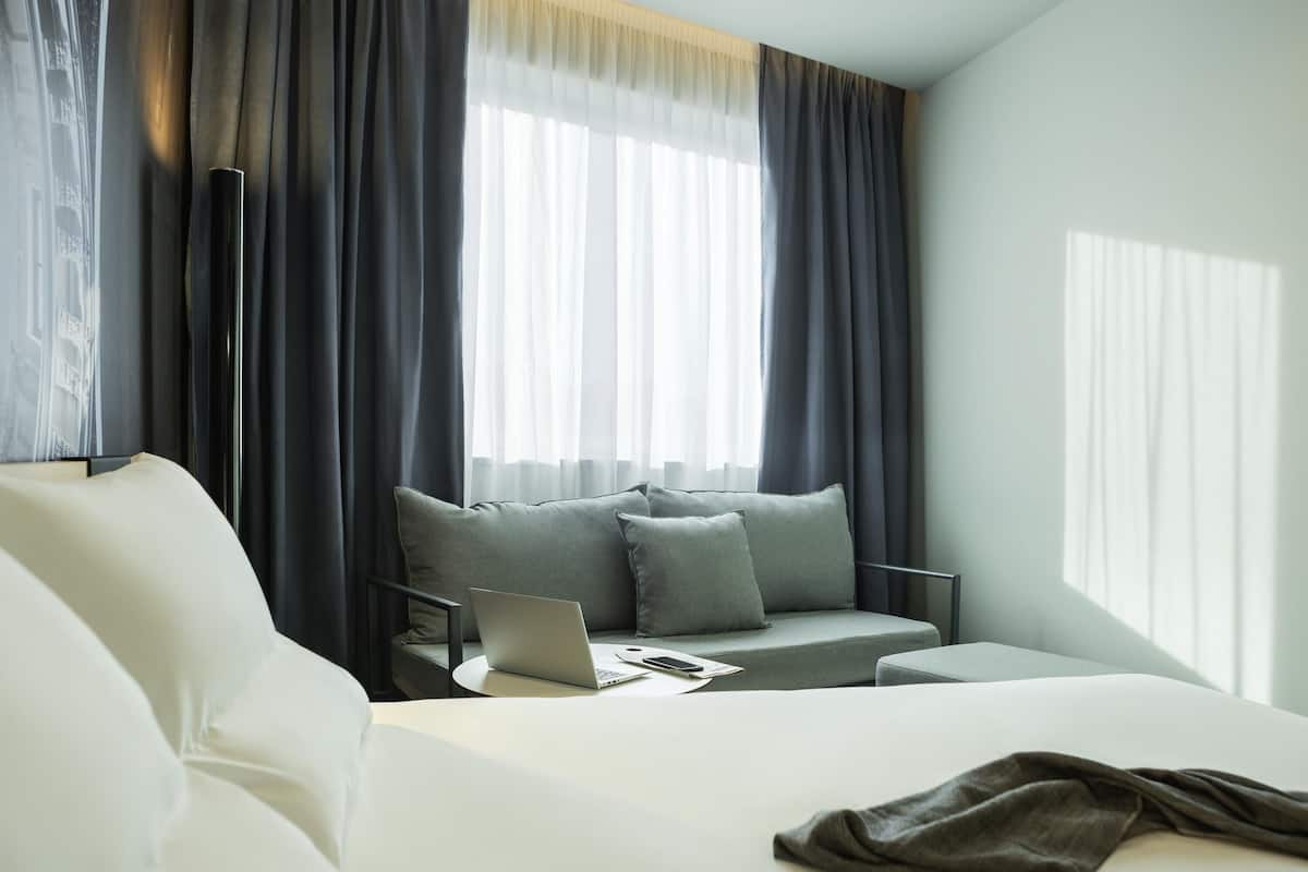 Premium bedding, pillow-top beds, minibar, in-room safe