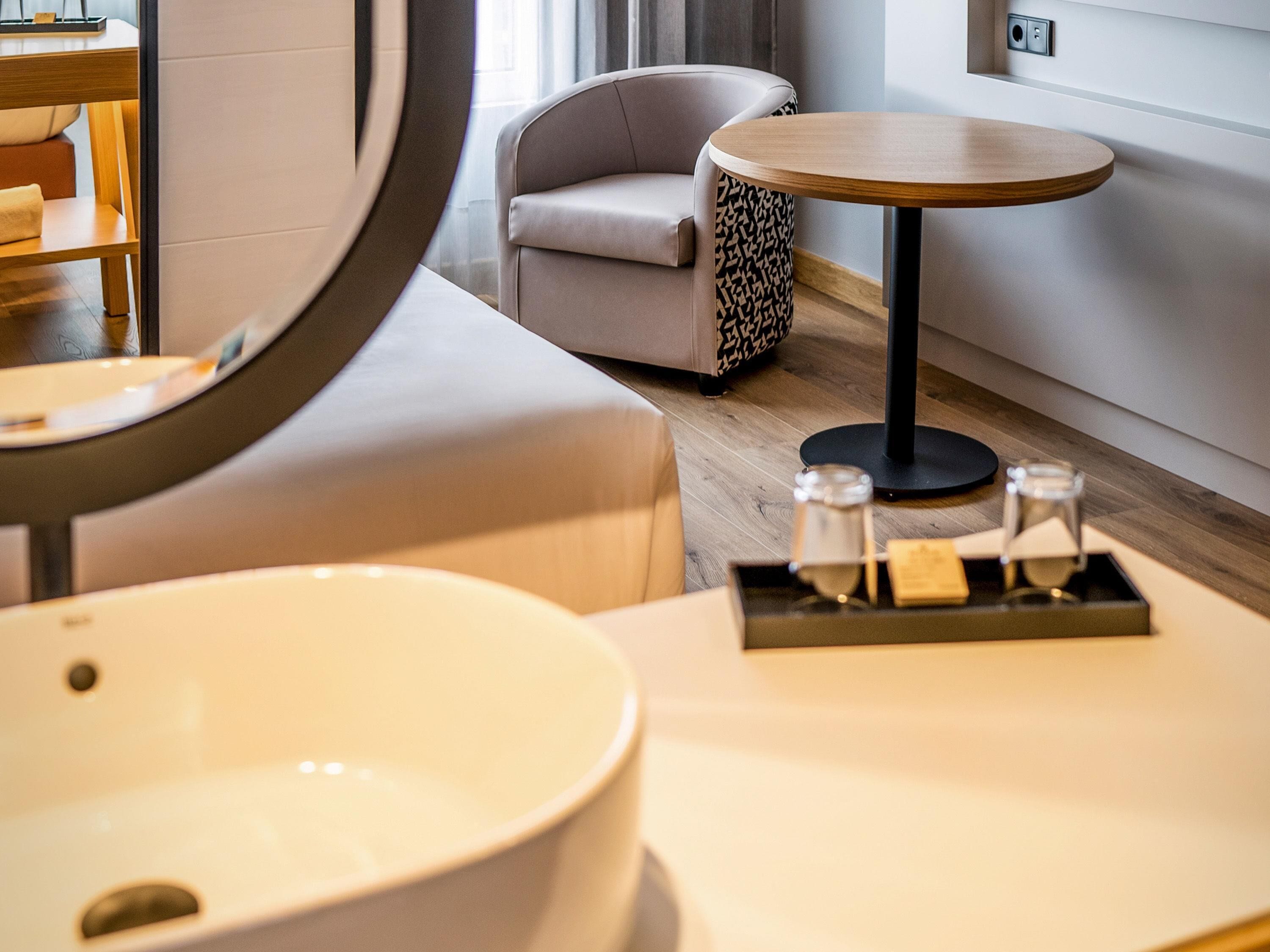 Donsdekens, Select Comfort-bedden, een minibar, een kluis op de kamer