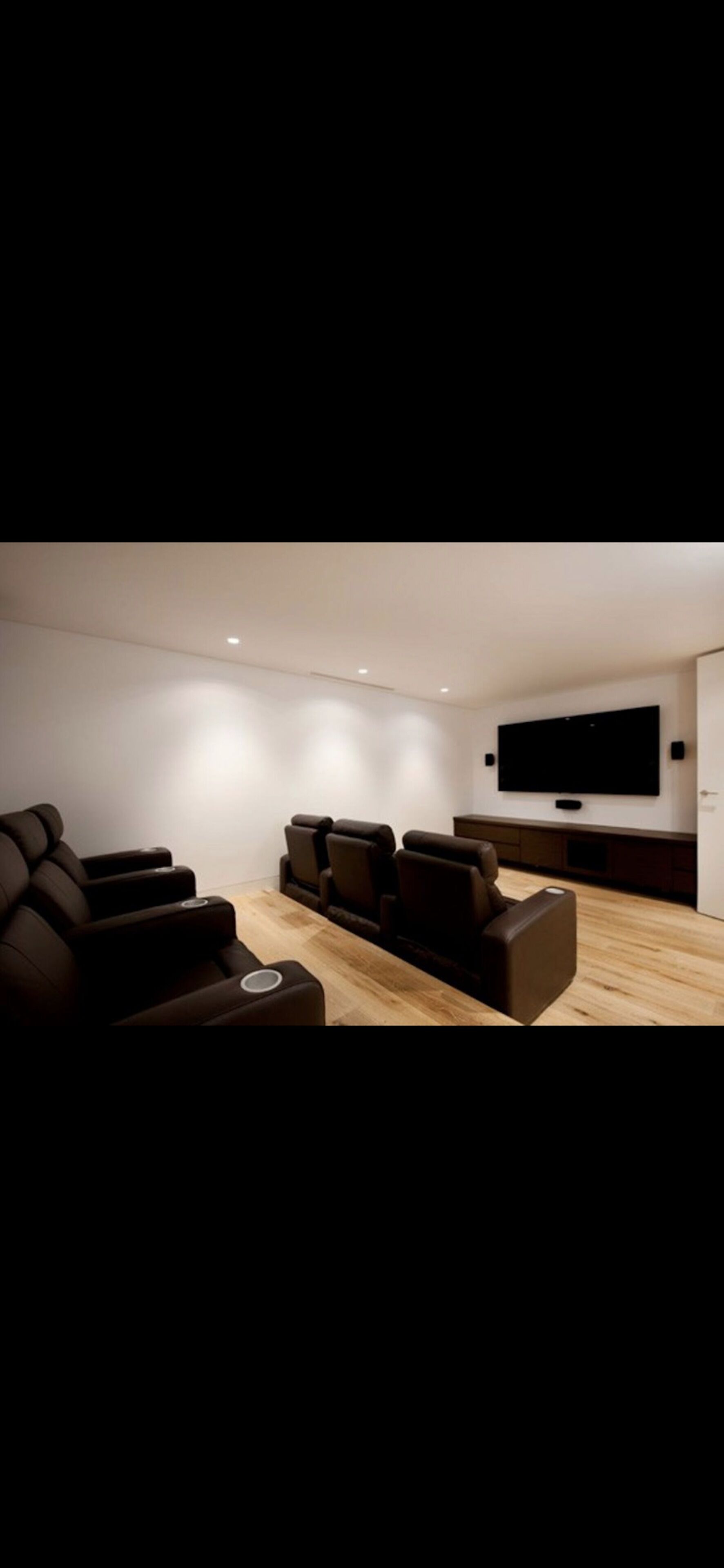 Bondi Beach Celebrity 4 bdrm luxury home 300m to beach with Coastal Views — image 9