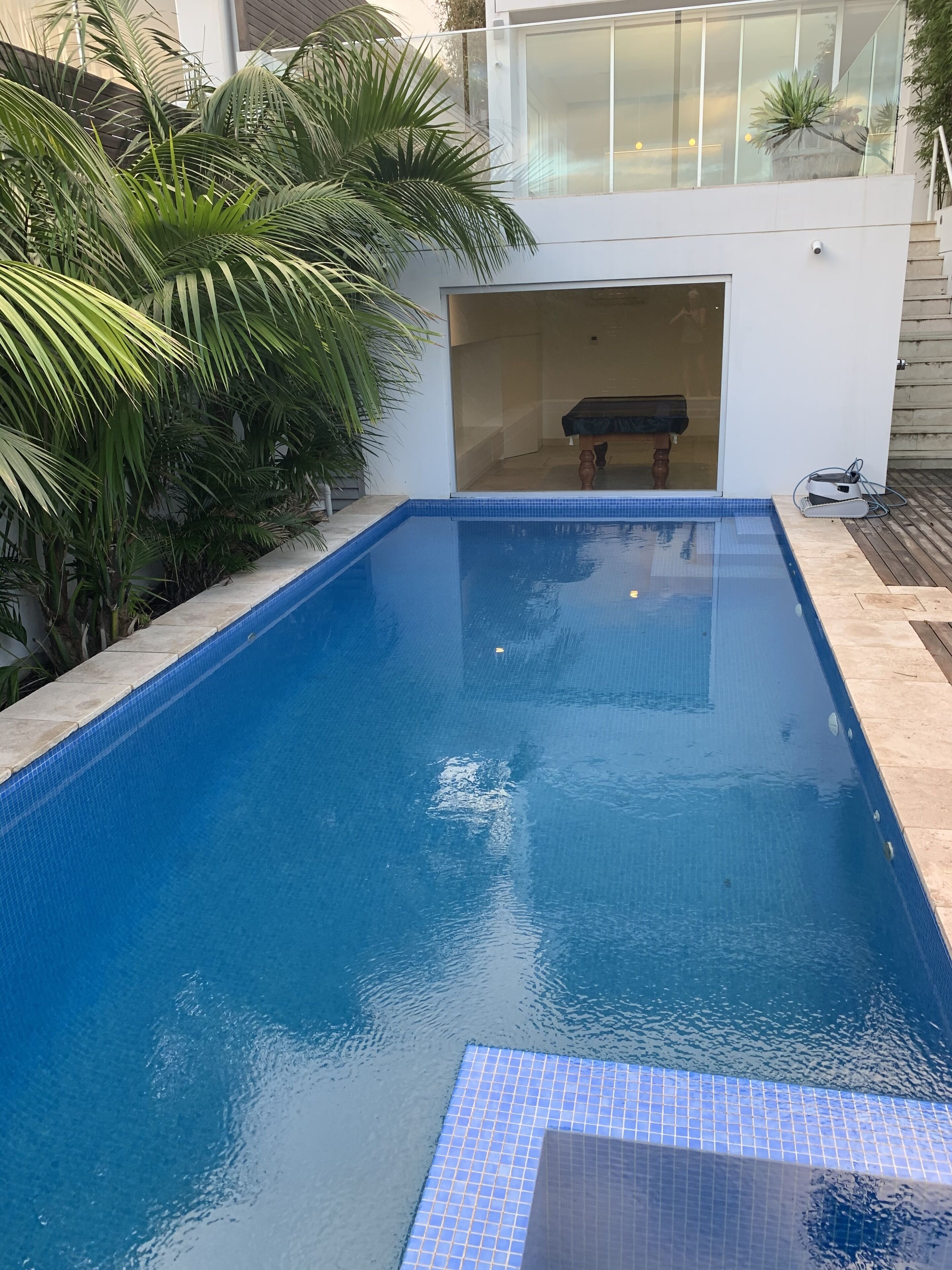 Bondi Beach Celebrity 4 bdrm luxury home 300m to beach with Coastal Views — image 13