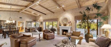 Smart TV, fireplace, DVD player, books