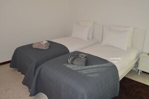 5 bedrooms, iron/ironing board, travel cot, free WiFi