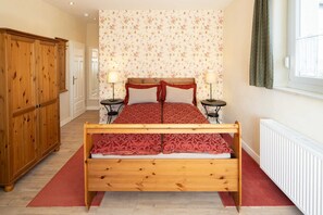 1 habitación, cuna de viaje y wifi 