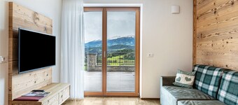 Apartment "Stefansdorf Wohnung 1" with Mountain View, Terrace and Balcony