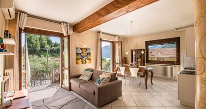 Apartment with Lake View, Pool, Wi-Fi & Terrace