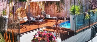 Appartamento "Mansarda con vista lago". Vista lago, piscina, Wi-Fi e terrazza - animali ammessi