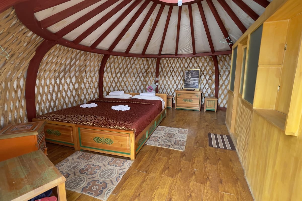 Luxury Double Room | Blackout curtains, bed sheets