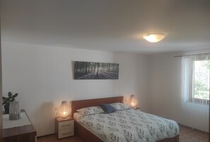 2 bedrooms, WiFi - House with beautiful garden (Fažana)