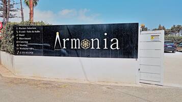 Bagian depan properti